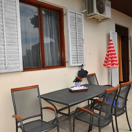 アパート Marin *